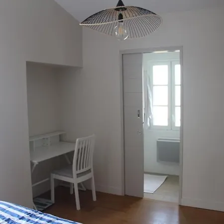Superb Recent House In St-clement-des-baleines