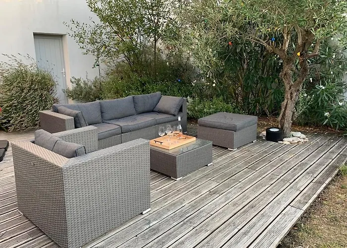 Superb Recent House In St-clement-des-baleines Holiday home