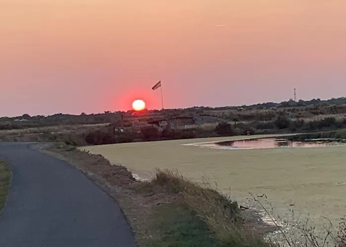 Casa de Férias Superb Recent House In St-clement-des-baleines