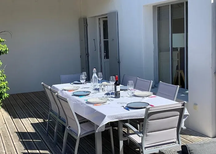 Superb Recent House In St-clement-des-baleines Saint-Clement-des-Baleines