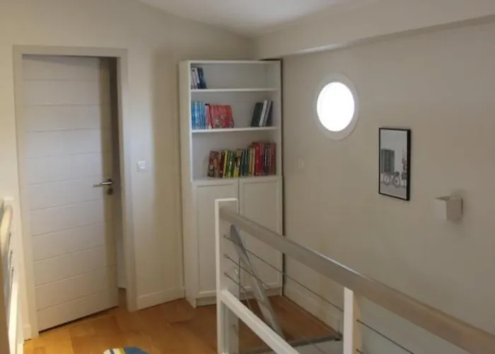 Superb Recent House In St-clement-des-baleines Saint-Clement-des-Baleines