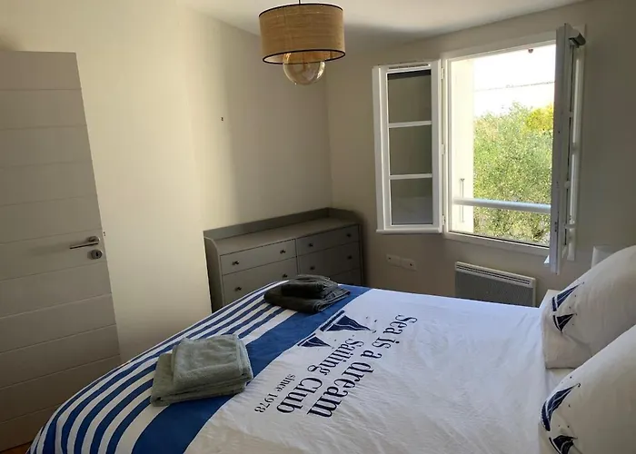 Superb Recent House In St-clement-des-baleines Holiday home Saint-Clement-des-Baleines